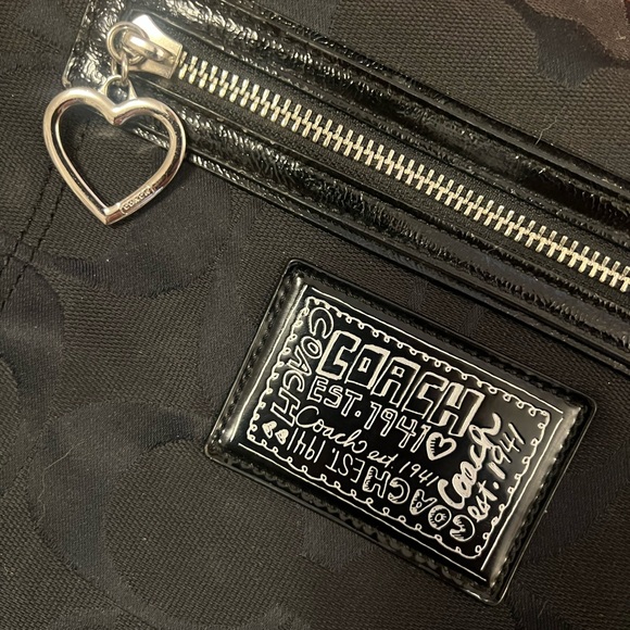 Large Coach Bag! - Picture 2 of 7